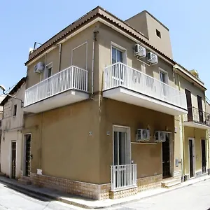https://sikelia-holiday-house.sicilyhotelsitaly.net