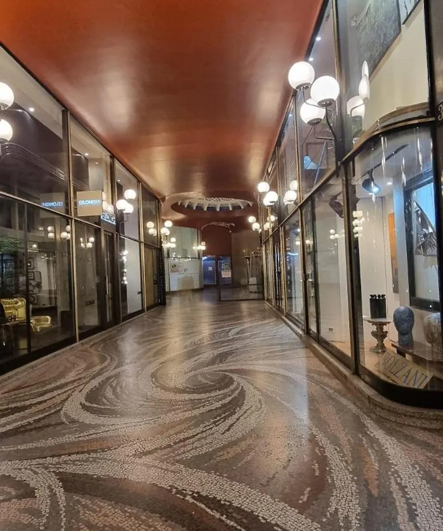 Apartment Dream Suites Milano San Babila
