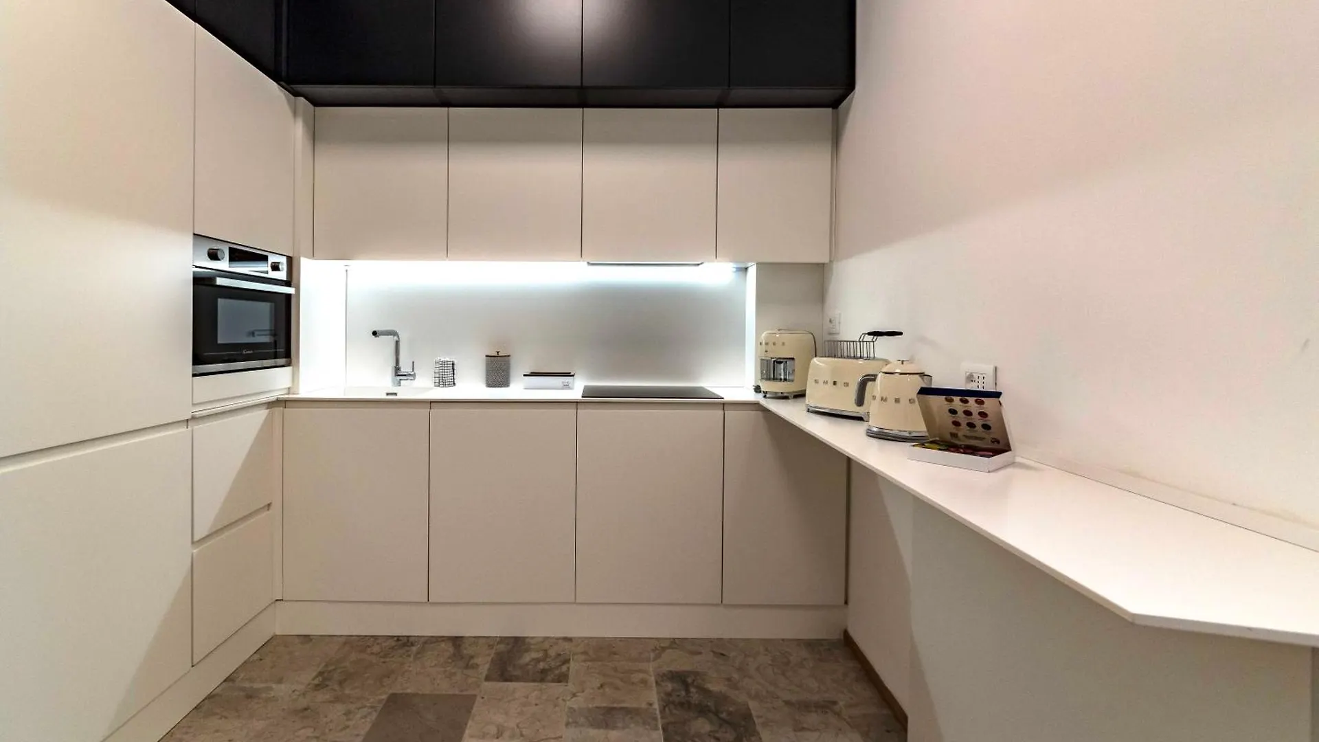 Dream Suites Milano San Babila Italy
