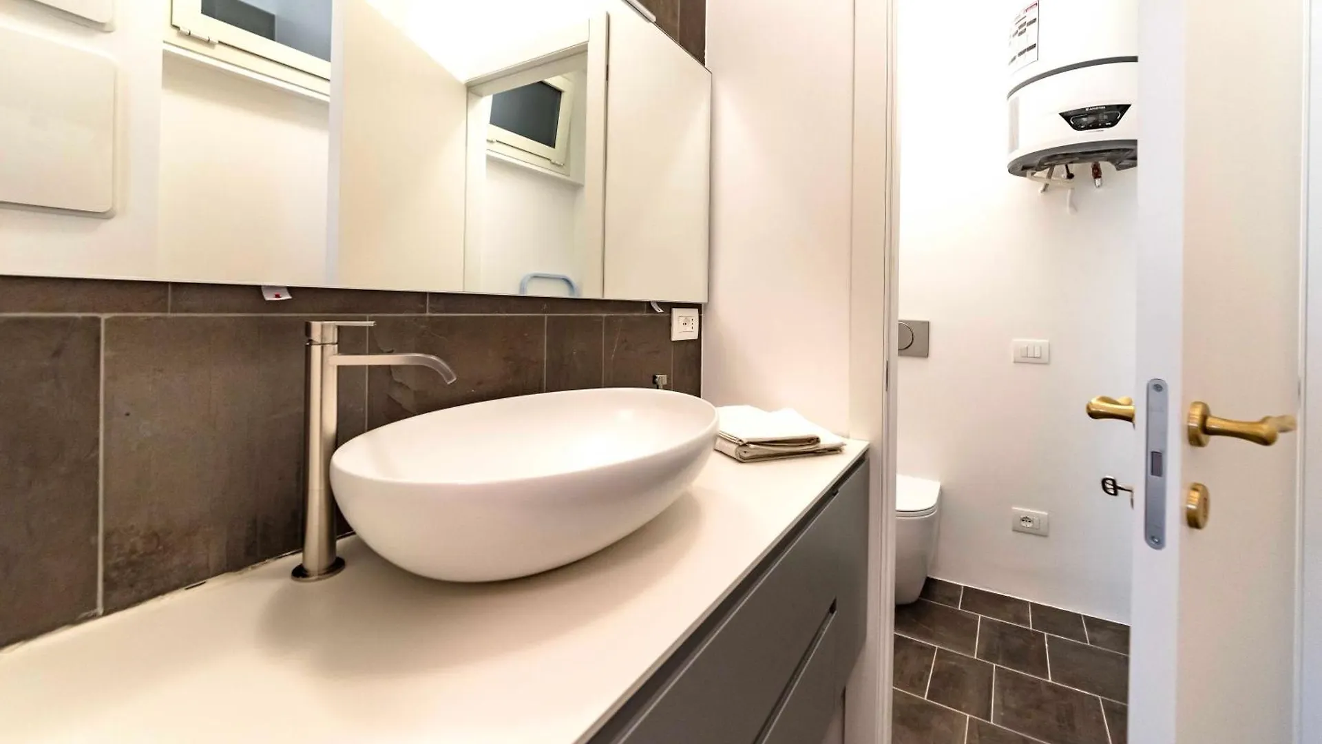 Apartment Dream Suites Milano San Babila