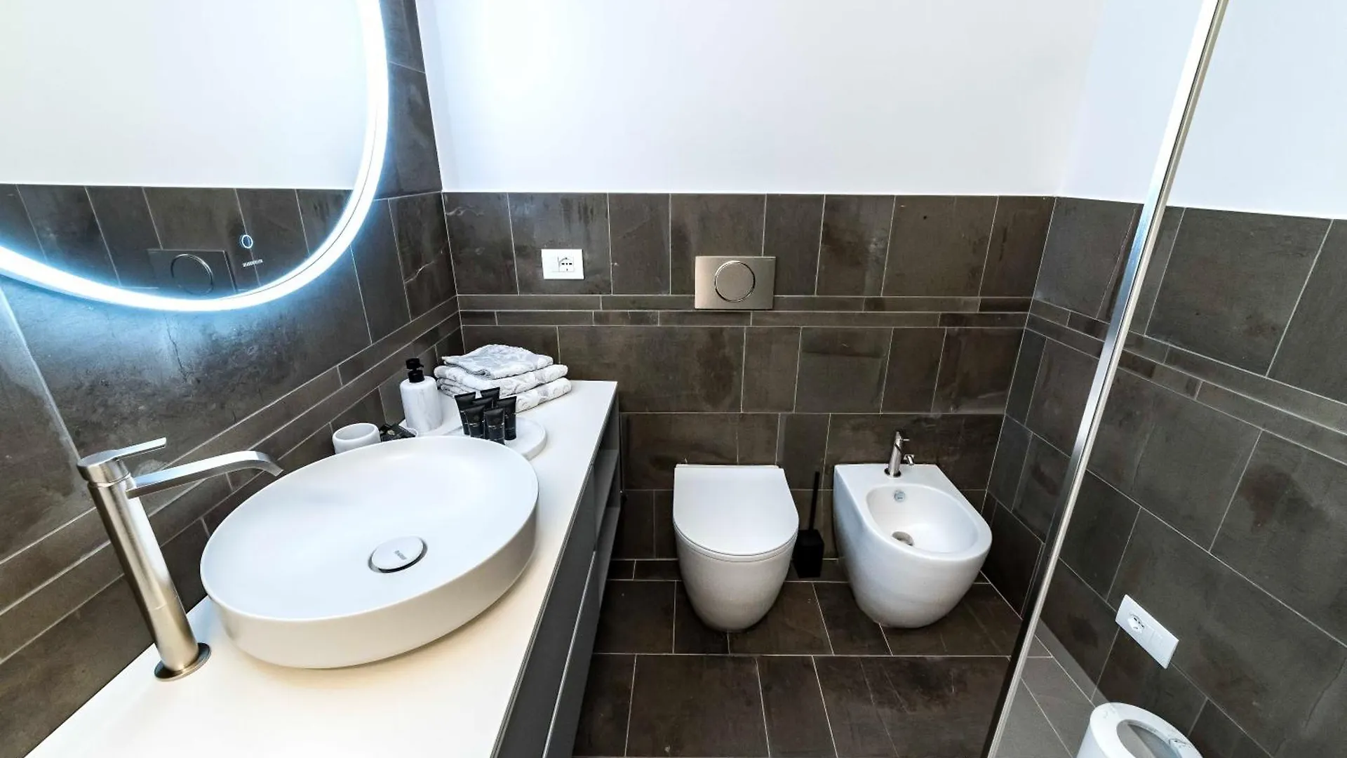 Dream Suites Milano San Babila Appartement Milaan